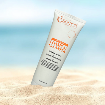 Soft Glow Foaming Cleanser